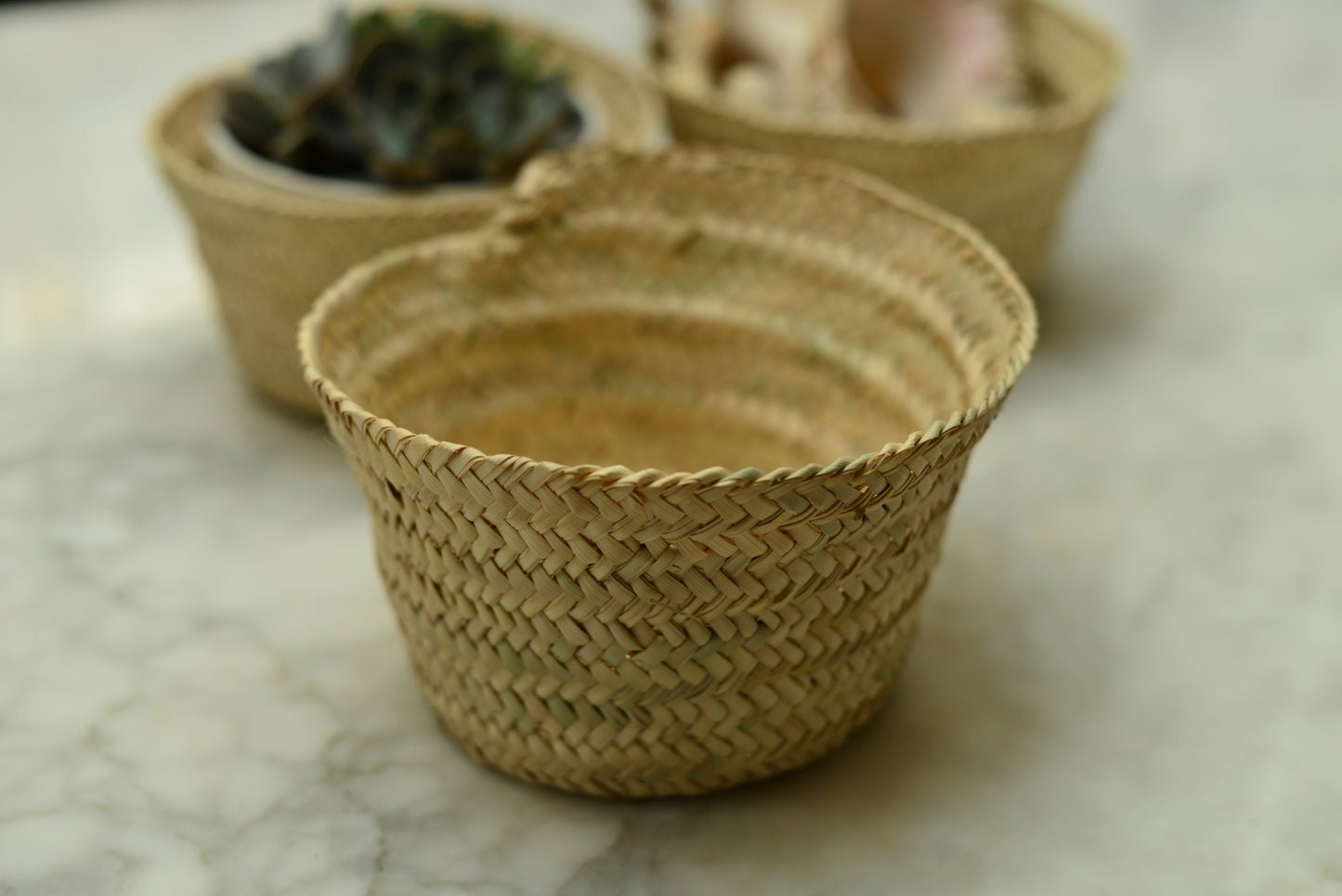 Petit cache-pot en jonc