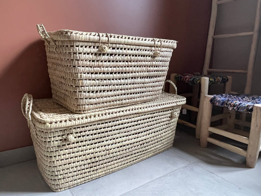 Panier à linge rectangulaire 80 cm en palmier tressé, artisanat marocain