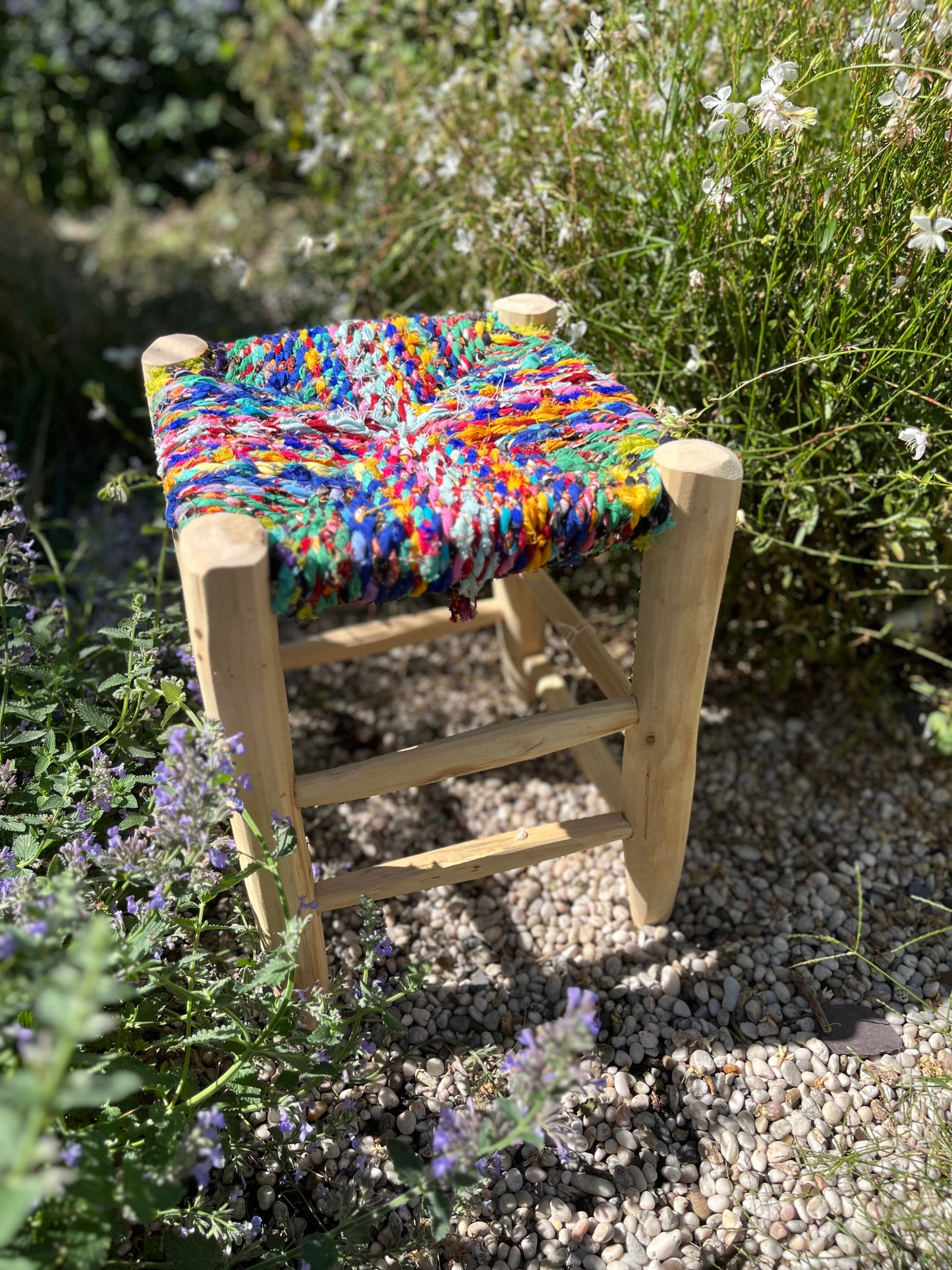 Tabouret boucherouite 40 cm en tissu recyclé tissé main, artisanat marocain
