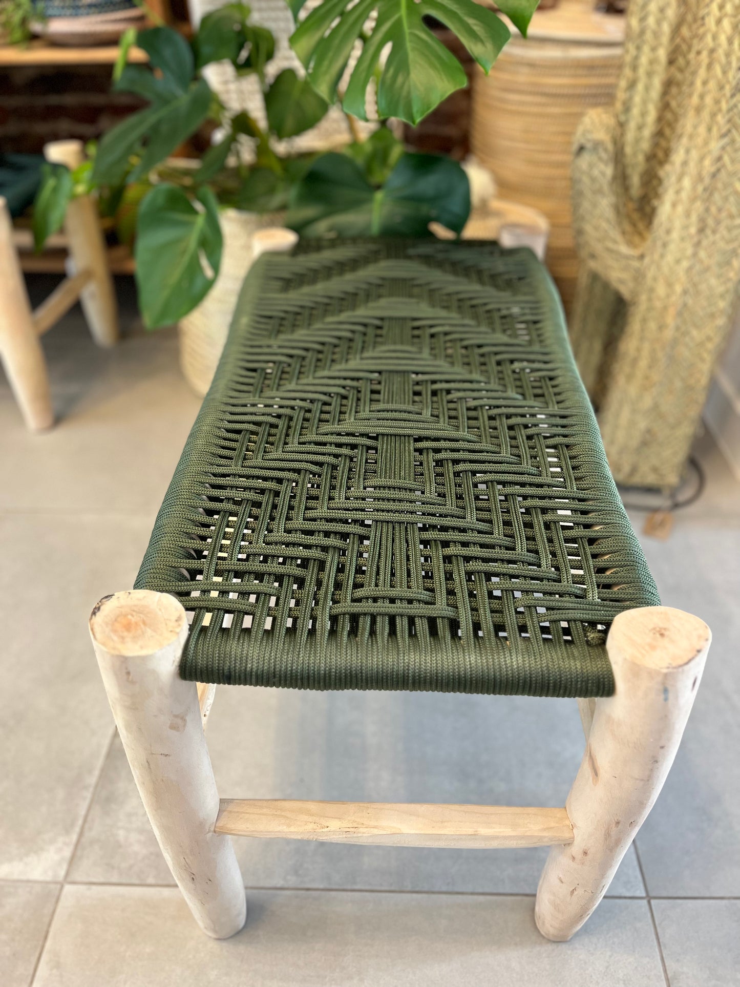 Banc en coton macramé vert olive 80 cm